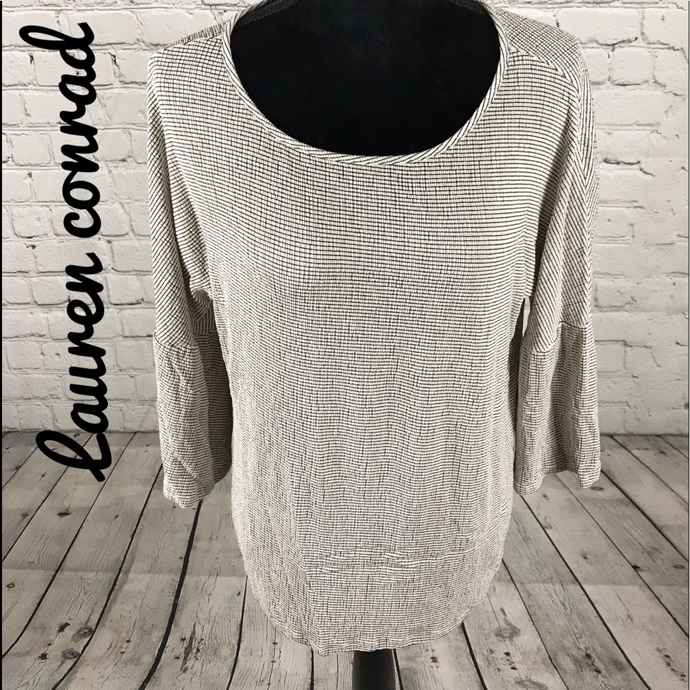 Lauren Conrad bell sleeve top